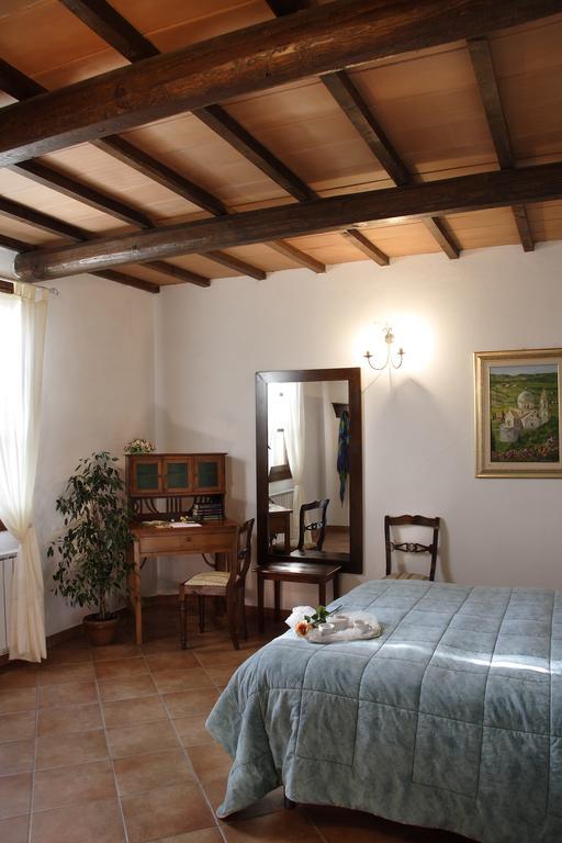 Agriturismo Il Casalone Montepulciano Luaran gambar