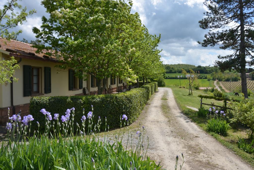 Agriturismo Il Casalone Montepulciano Luaran gambar