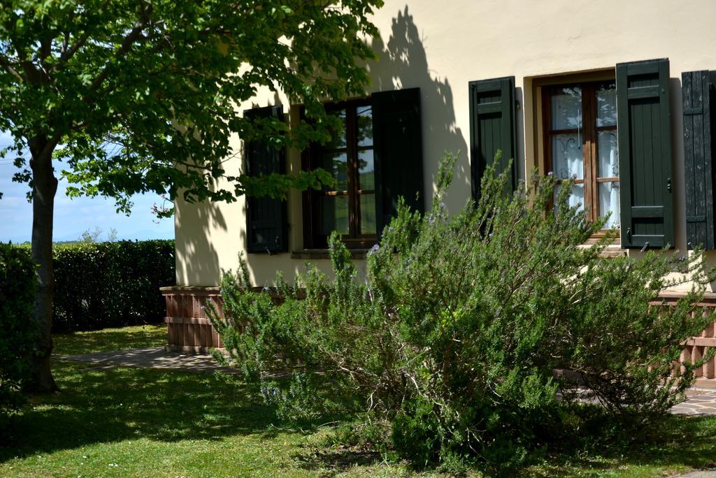 Agriturismo Il Casalone Montepulciano Luaran gambar
