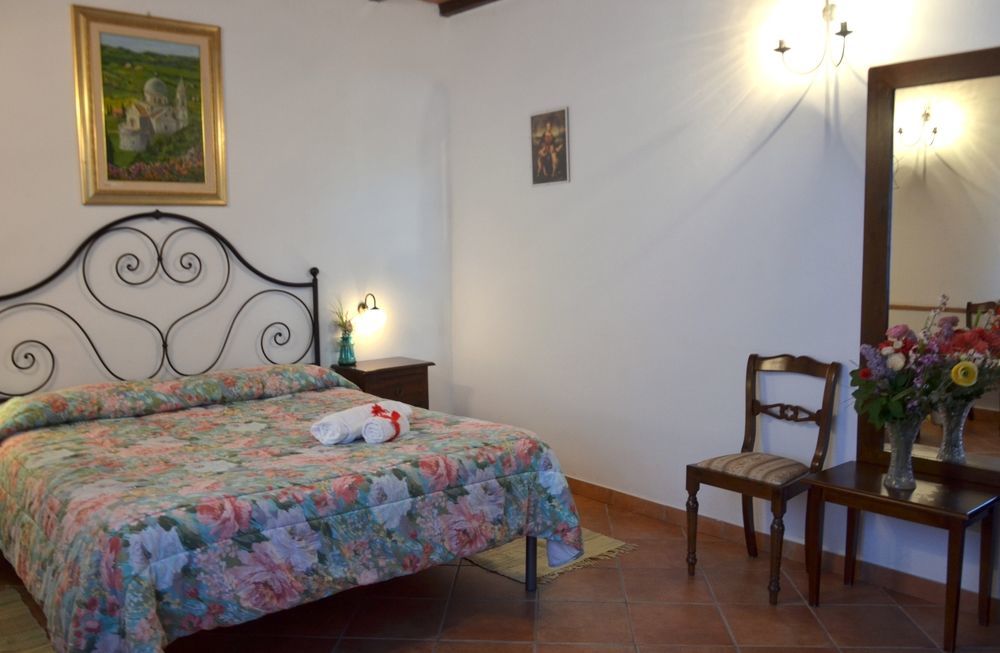 Agriturismo Il Casalone Montepulciano Luaran gambar