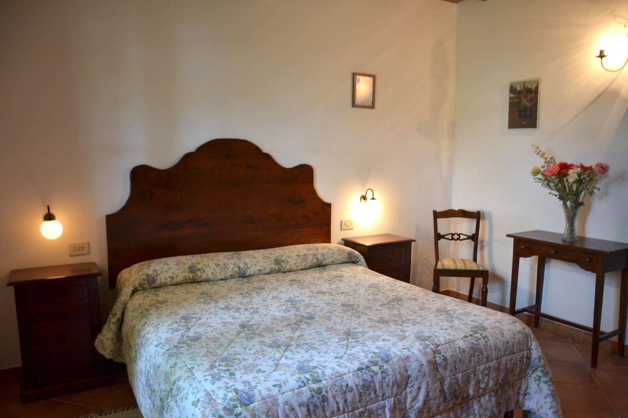 Agriturismo Il Casalone Montepulciano Luaran gambar